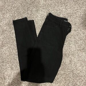 Old Navy Women's Black Skinny Jeans